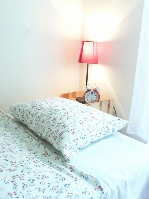 Hostel Aleje 28 Krakow Room photo